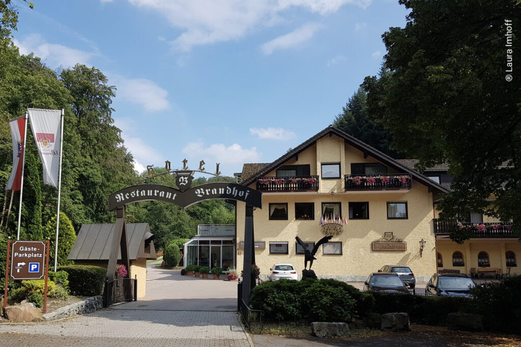 Tourismus Service Bergstrasse Burgensteig Einkehr Brandhof Bankhäuser Tal